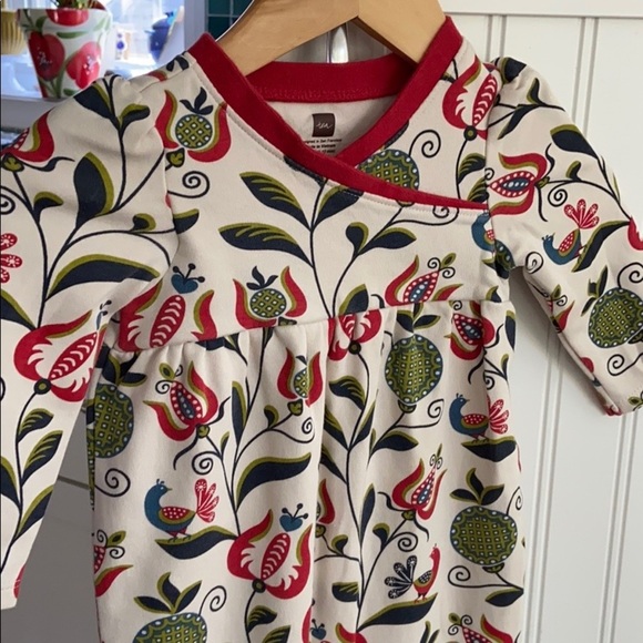 Tea Collection Floral Festive Kimono Neck One-Piece Infant 6-12 - Picture 2 of 7